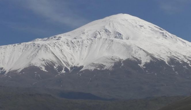 Türkiye'nin çatısına mart karı yağdı - Resim : 2