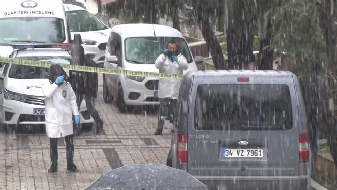 Aracını mezarlığa çekip intihar etti - Resim : 3