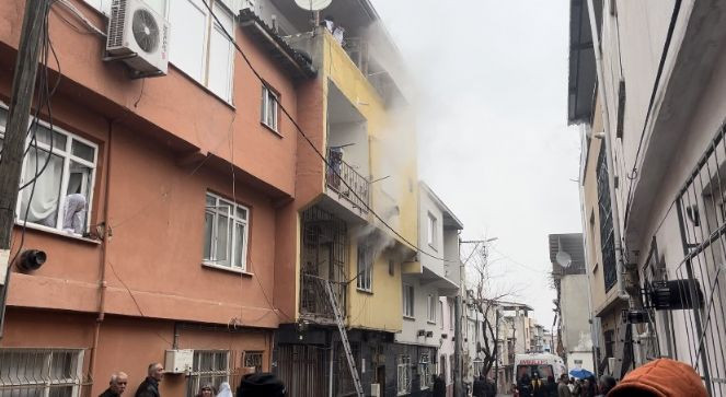 Yatalak kadın ile torununu ölümden itfaiye kurtardı - Resim : 5