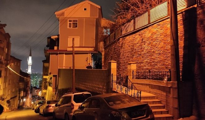 Cep telefonu hayat kurtardı - Resim : 2