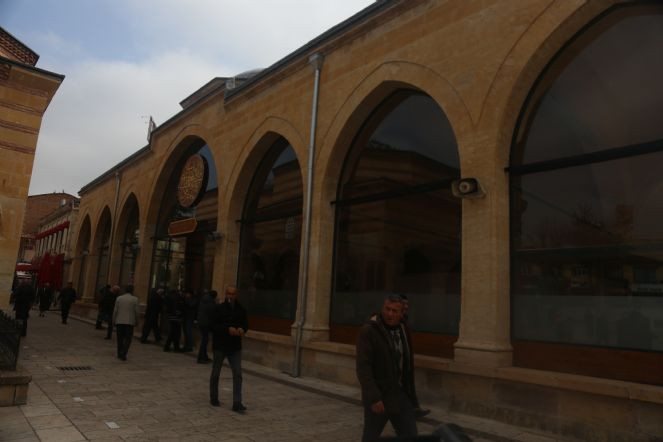 Tarihi cami ibadete açıldı - Resim : 2