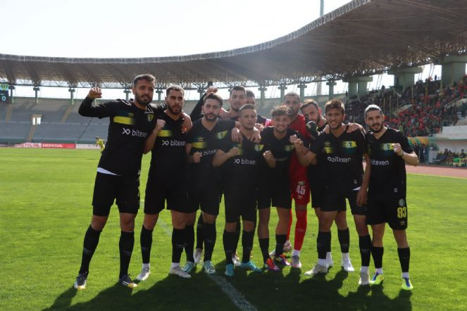 Depremin vurduğu Şanlıurfaspor ilk maçında 11 gol attı - Resim : 2