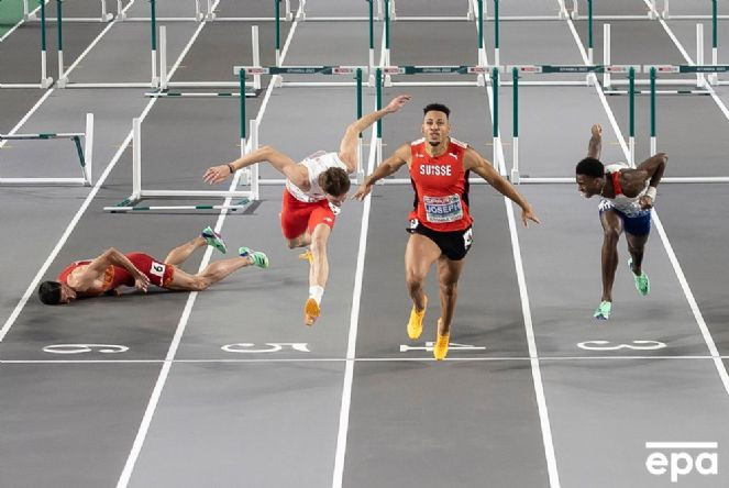 Dünyaca ünlü İspanyol atlet Enrique Llopis Ataköy'de yere yığıldı. Kafasını yere çarptı, bilincini kaybetti - Resim : 6