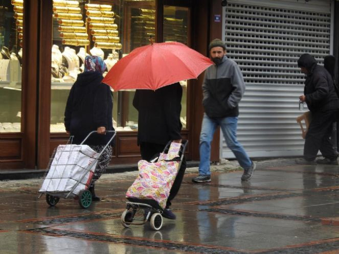 Beklenen yağmur yağdı - Resim : 2