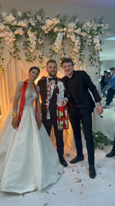 Bursa'da damada 5 litrelik teneke zeytinyağı taktılar - Resim : 1