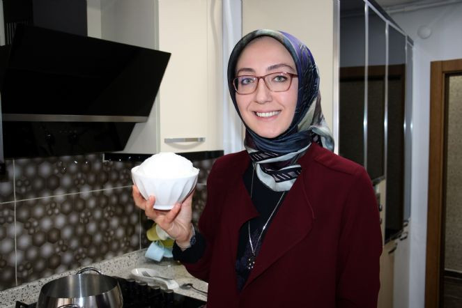 Bu çorba hem doyuruyor hem zayıflatıyor - Resim : 2