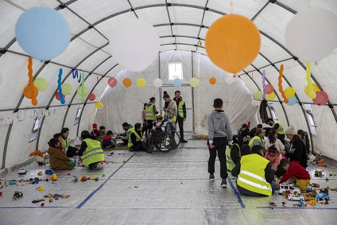 Afet bölgesinde 1 milyon 226 bin 659 kişiye psikososyal destek verildi - Resim : 2