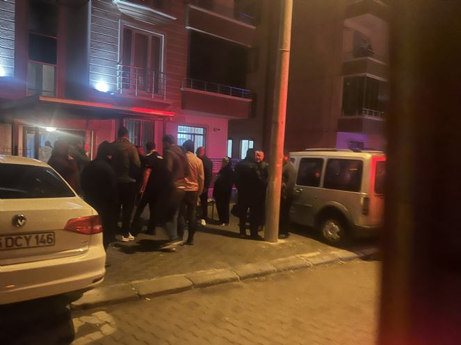 Elektrikli battaniye apartman sakinlerini sokağa döktü - Resim : 2