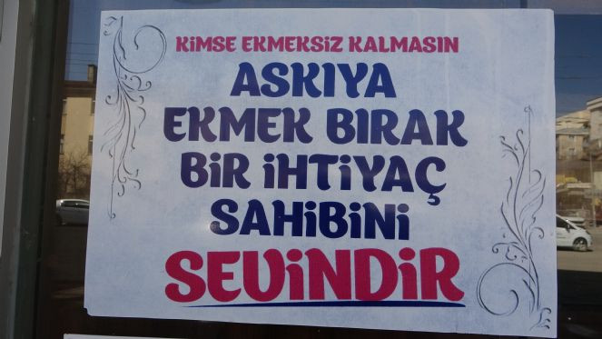 Vanlı fırıncılar askıda ekmek uygulaması başlattı - Resim : 2