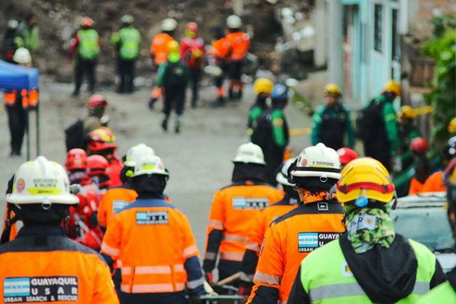 Ekvador'da ölenlerin sayısı 33'e yükseldi - Resim : 3