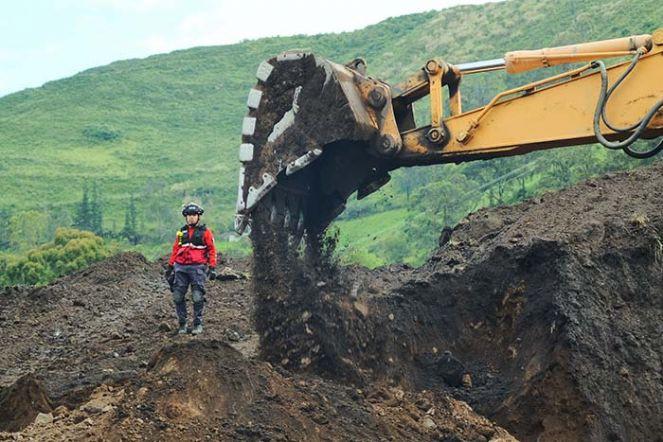 Ekvador'da ölenlerin sayısı 33'e yükseldi - Resim : 8