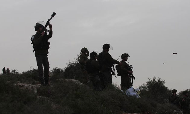 İsrail askerinden 20 Filistinliye gözaltı