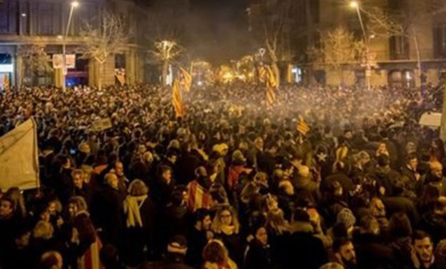 Katalonya'da protestolar devam ediyor