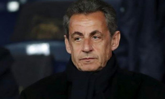 Sarkozy yolsuzluktan yargılanacak