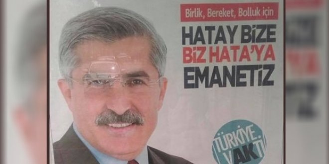AKP'li vekil adayının afişinde skandal 'Hata'