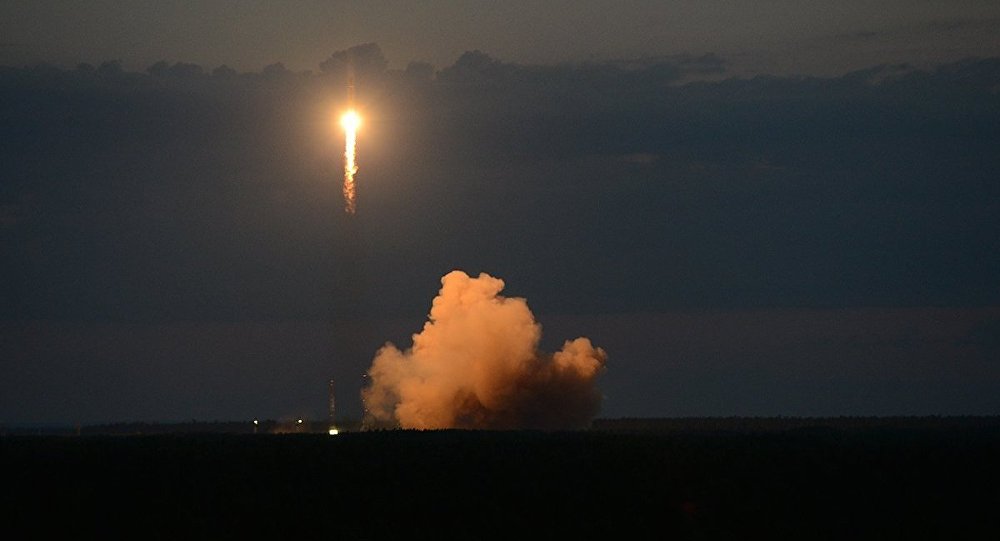 Rusya, Soyuz füzesi ile yörüngeye uydu fırlattı