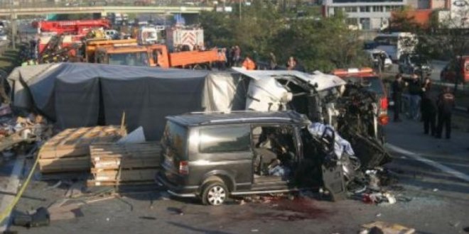 İstanbul’da TEM otoyolunda kaza