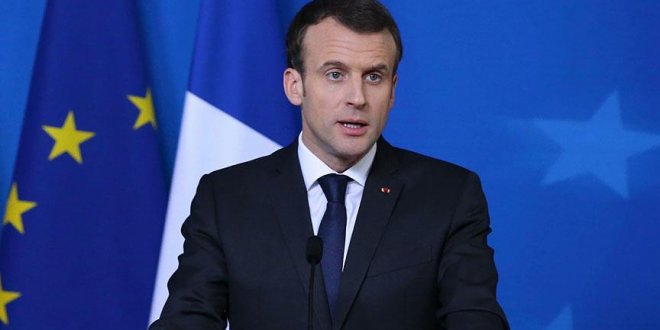 Macron'dan Sırbistan'ın AB üyeliğine "şartlı evet"