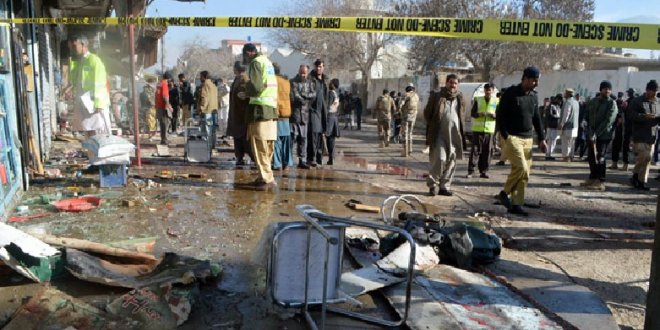 Pakistan’da seçim günü intihar saldırısı