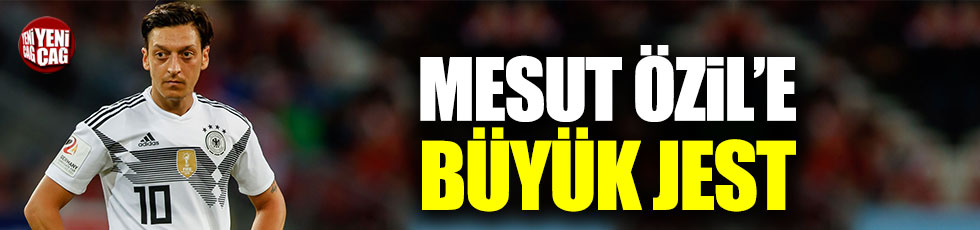 Malatya Yeşilyurt Belediyesi'nden Mesut Özil'e jest