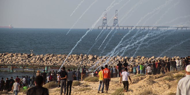 İsrail'den Gazzeli aktivistlere gerçek mermiyle müdahale