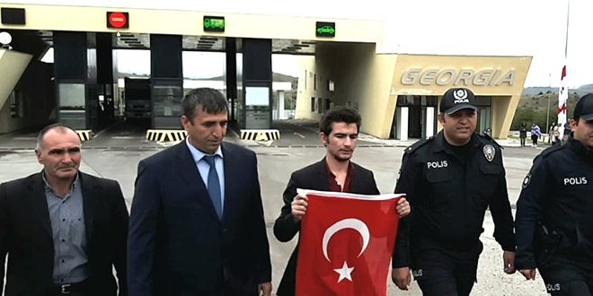 Umut Ali, 66 gün sonra Türkiye'ye döndü