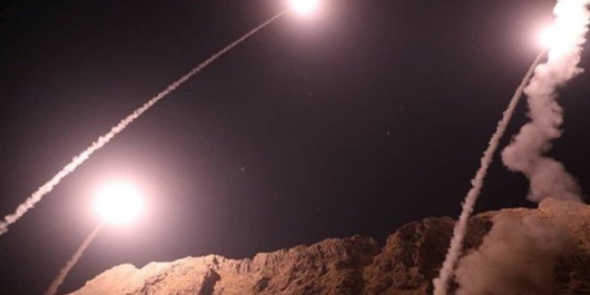 İran’dan Suriye’ye füze saldırısı