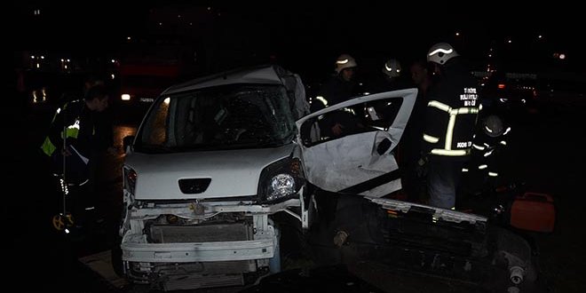 Kütahya’da trafik kazası: 2 ölü