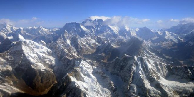 Himalaya’da 9 dağcı hayatını kaybetti