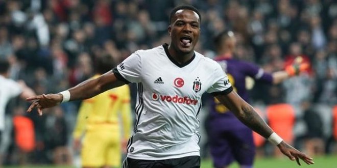 Beşiktaş Larin'le ilgili kararını verdi