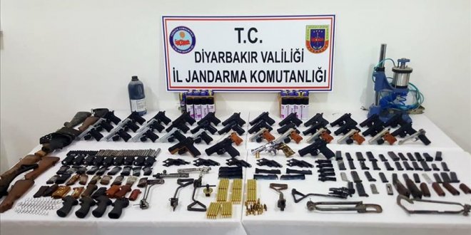 Diyarbakır'da silah kaçakçılığı operasyonu: 5 gözaltı