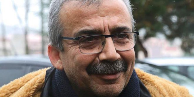 Sırrı Süreyya Önder, cezaevine konuldu
