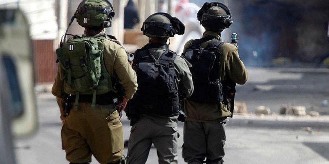 İsrail askerleri 19 Filistinliyi gözaltına aldı