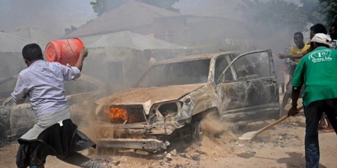Somali'de bomba yüklü araçla saldırı: 16 ölü