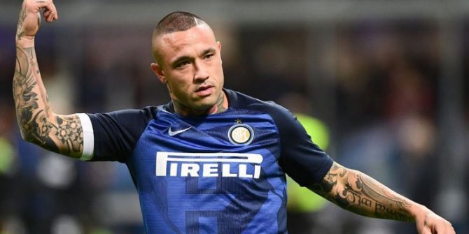 Inter'de yıldız oyuncu kadro dışı kaldı