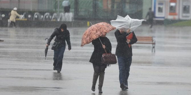 Meteoroloji'den Antalya için 'tam fırtına' uyarısı
