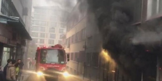 İstanbul'da otelde yangın!