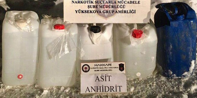 Yüksekova'da 102,5 litre asit anhidrit ele geçirildi