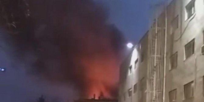 Kağıthane'de yangın: Dumanlar yükseliyor