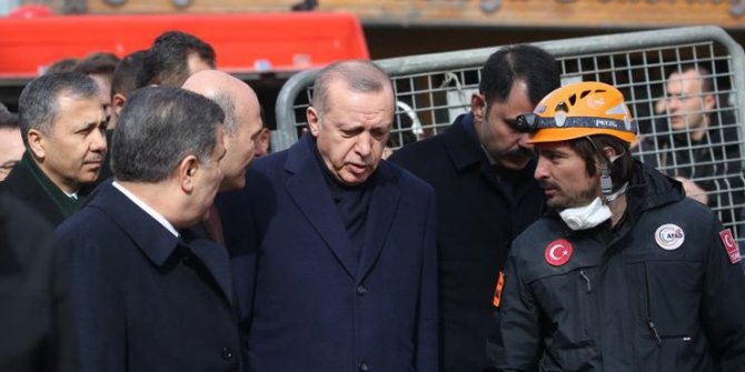 Erdoğan Kartal'da enkaz alanında