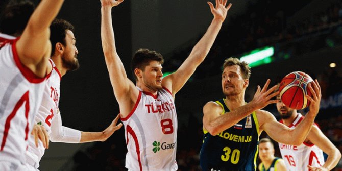A Milli Basketbol Takımı, Slovenya’yı rahat geçti