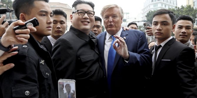 Trump ve Kim jong-Un benzerlerine gözaltı