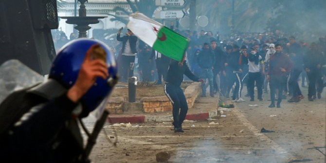 Cezayir'de gösteriler ülke geneline yayılıyor
