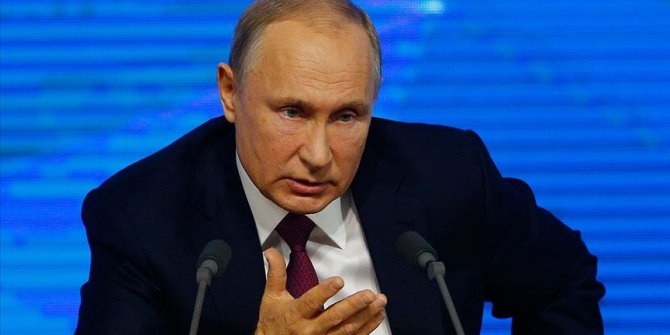 Putin 'sahte haber' yasasını onayladı