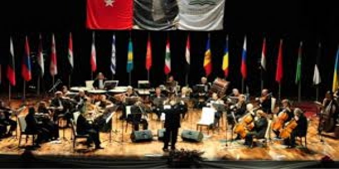 "Türk besteciye yer vermeye gayret ediyoruz"
