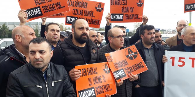 'İhlalli geçiş' cezalarına Yenikapı'da protesto