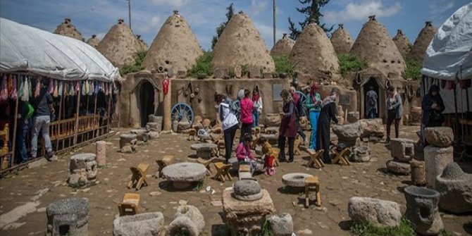 12 bin yıllık Göbeklitepe'ye turist akını