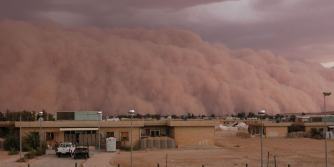 Irak’ta kum fırtınası: 5 ölü