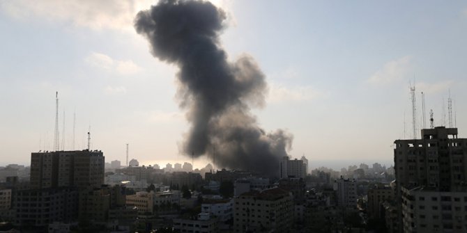 İsrail, AA'nın bulunduğu binayı vurdu