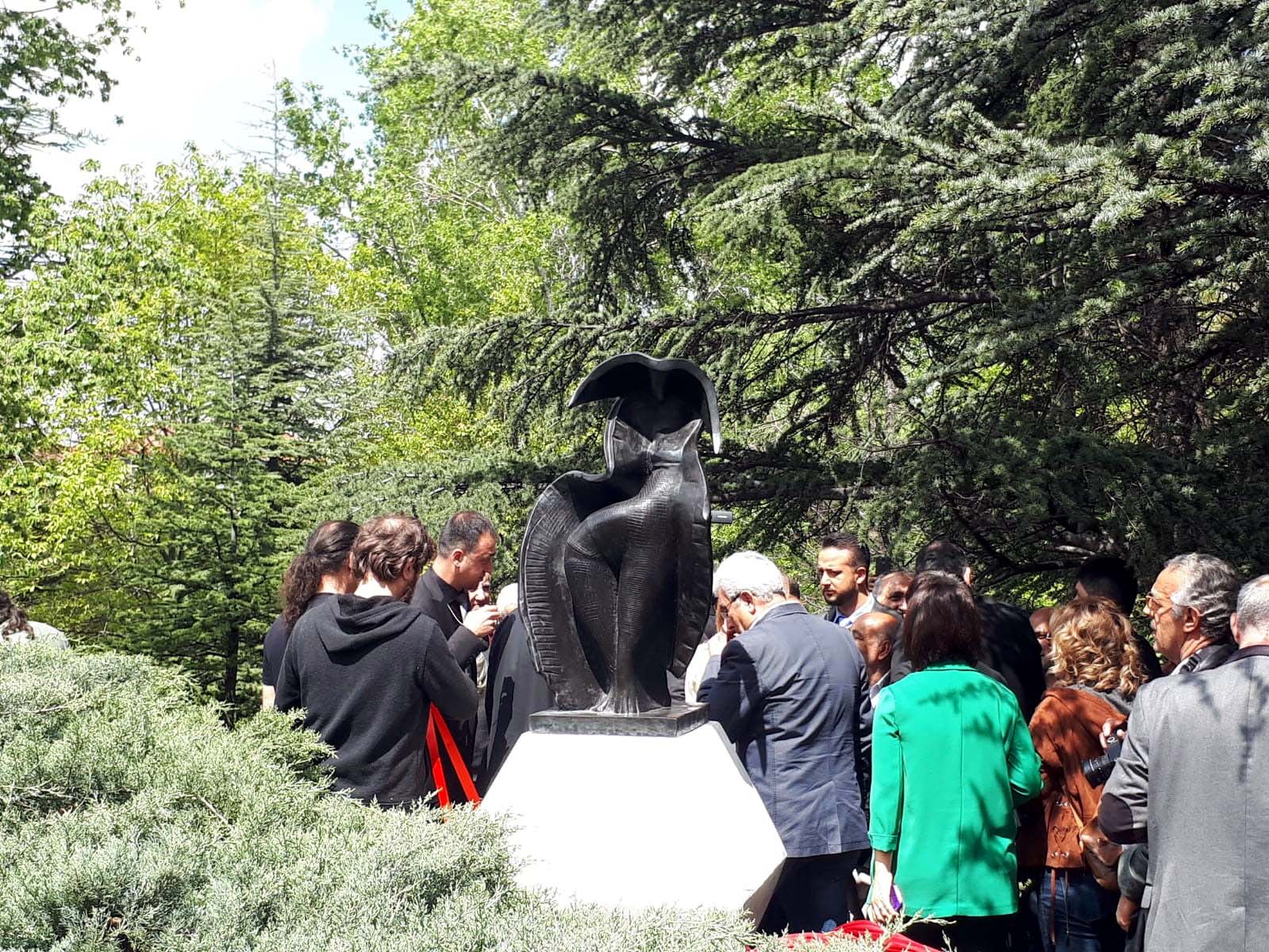 İlhan Koman heykeli, tekrar Seğmenler Parkı'nda